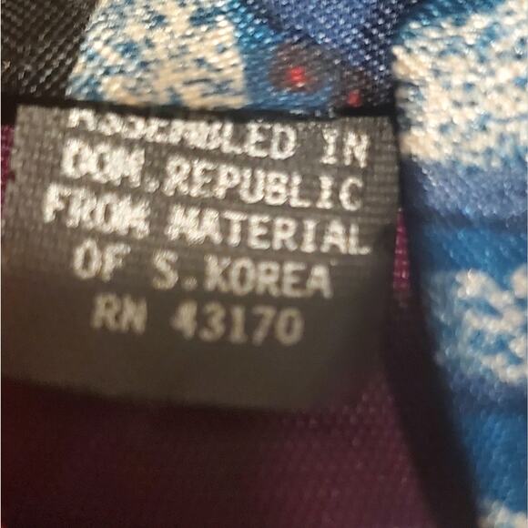 Oleg Cassini Red Blue White polyester tie with bold geometric print - Picture 4 of 4